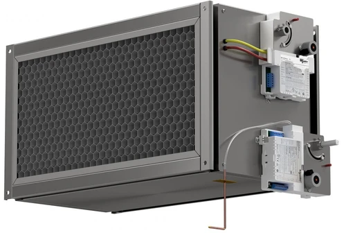 Rectangular measuring and control station with air straightener