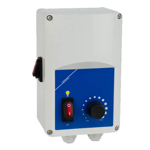 Electronic fan speed controller, 230 VAC with a light switch